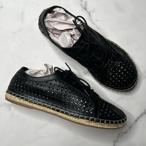 Vince Camuto Galstita Lace-Up Sneaker